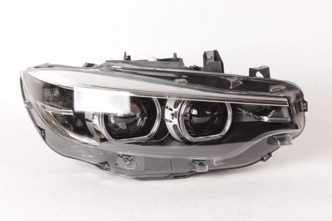 BMW F32 LCI LED Dešinės Pusės Žibinto Korpusas 63117478156